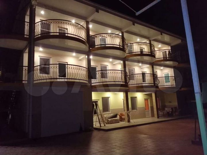 Комната 20 м² в > 9-к., 1/3 эт.