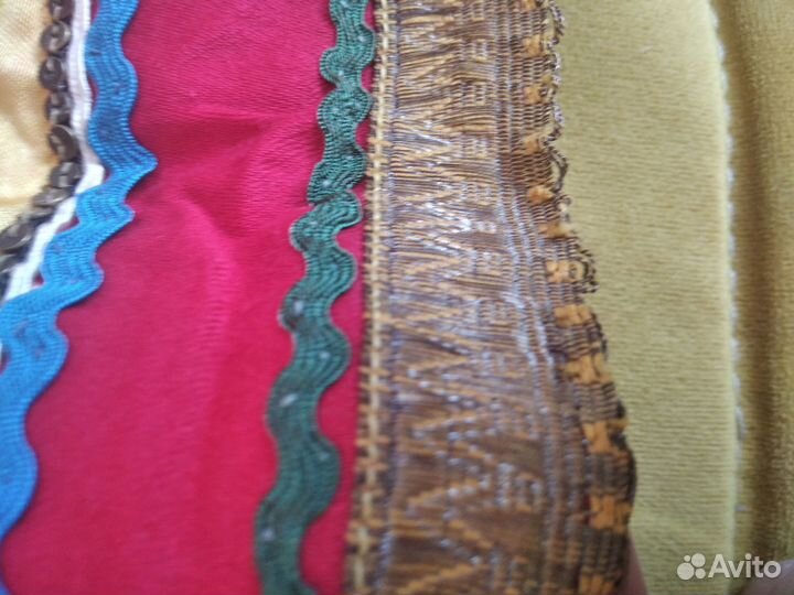 Народный костюм