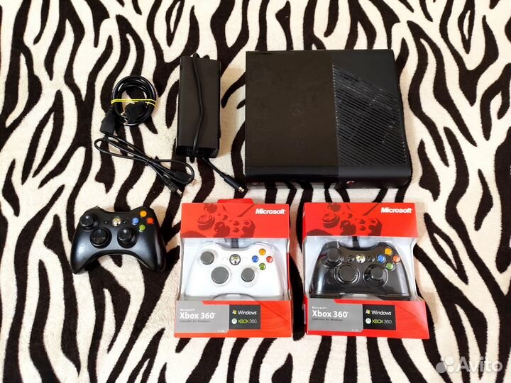 Xbox 360E 250Gb Прошитая