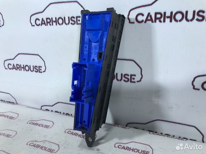 Блок кнопок Volkswagen Passat B7