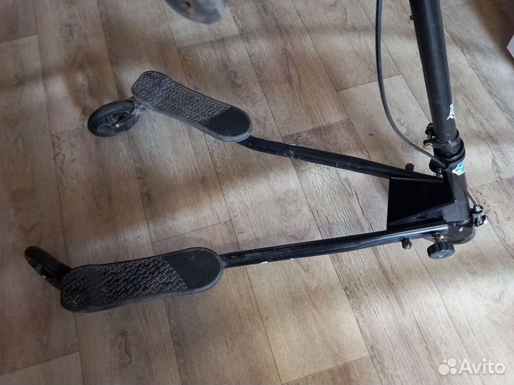 Самокат лягушка Zilmer