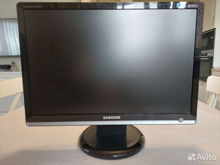 Монитор Samsung 22 дюйма 226BW