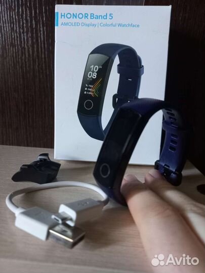 Фитнес браслет honor band 5