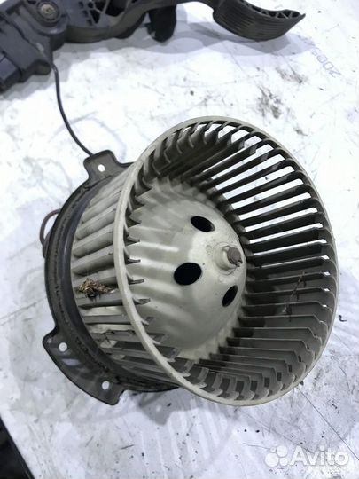 Моторчик отопителя Chery Fora (A21)