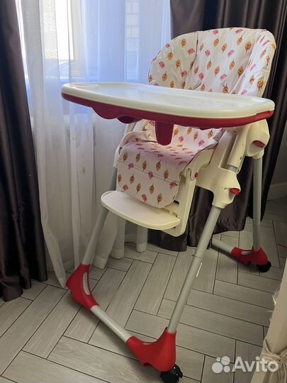 Стульчик для кормления chicco