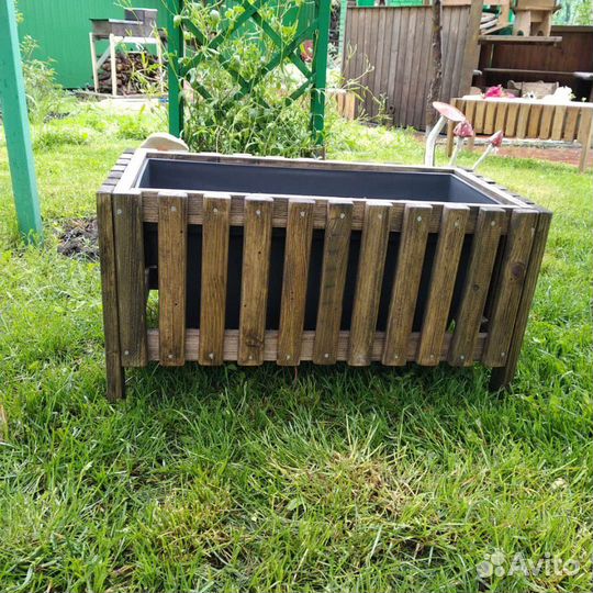 Кашпо и шпалеры для цветов и вьющихся растений