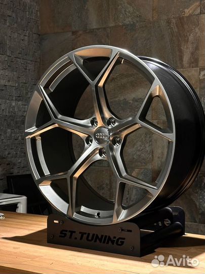 Новые литые диски Audi Design R21 5x112