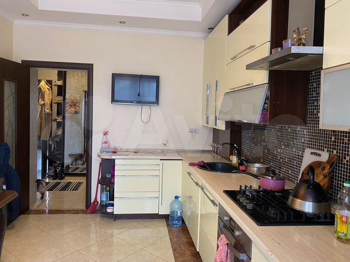 2-к. квартира, 62,8 м², 1/3 эт.