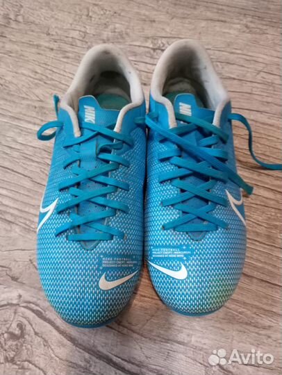 Детские футбольные бутсы 35 размер