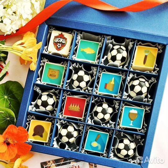 Конфеты в подарок мужчине, любителю футбола