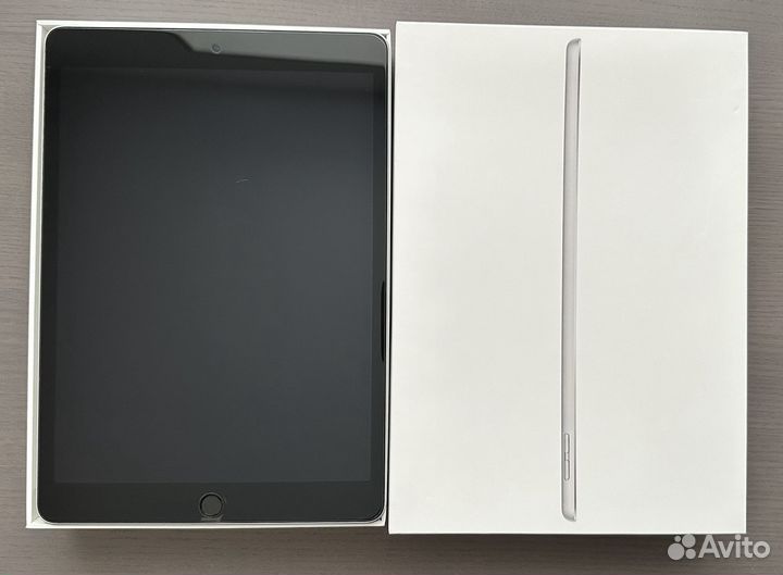 Apple iPad 9th Generation Wi-Fi 64 GB Silver