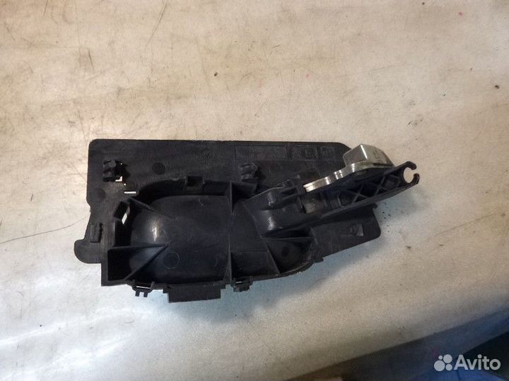 Ручка двери задней внутренняя правая peugeot 300 307 2001-2007