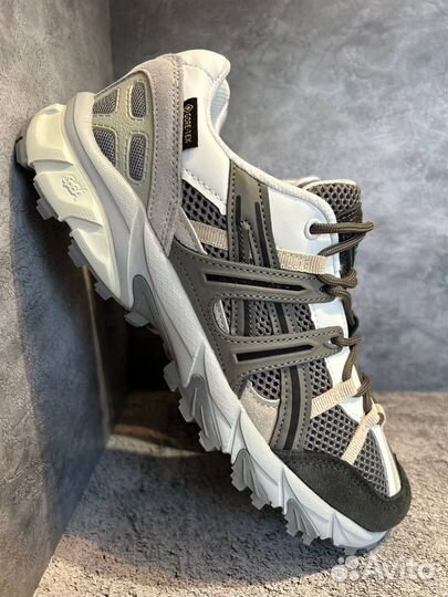 Кроссовки мужские asics