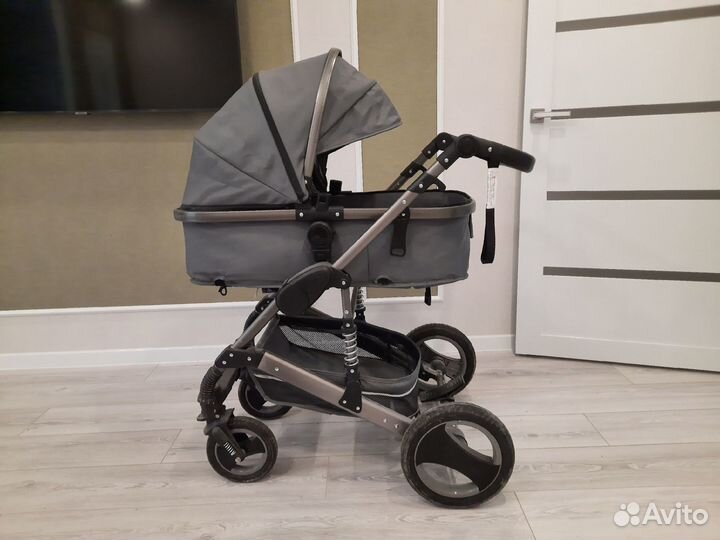 Коляска-трансформер + автокресло