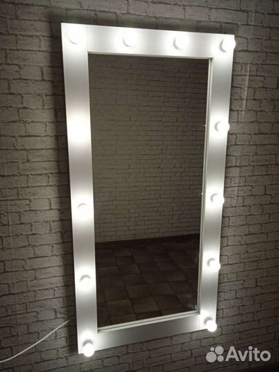 Гримерное зеркало