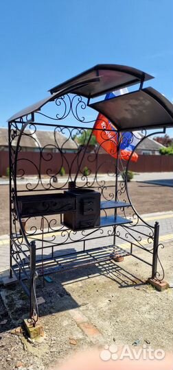 Кованые мангалы с крышей