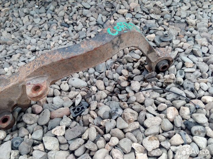 Задняя цапфа Hyundai Sonata