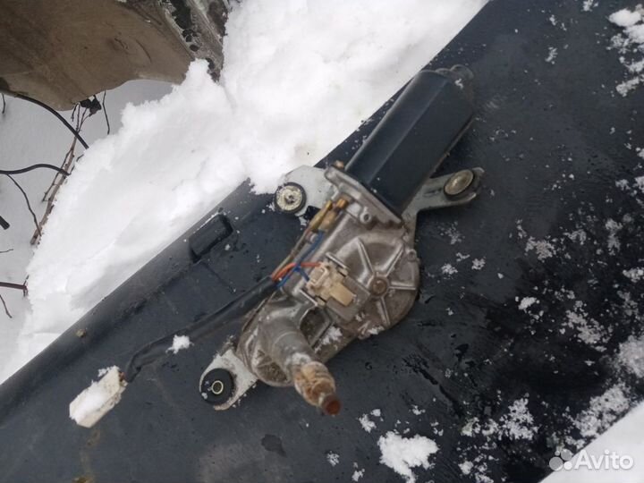 Моторчик заднего дворника Nissan Almera N15