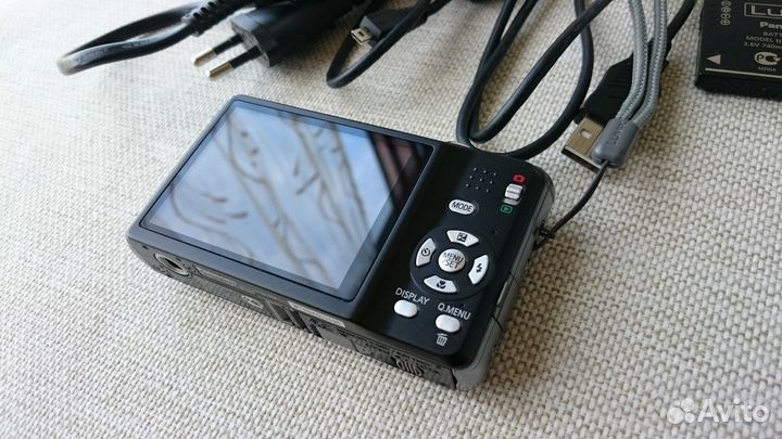 Цифровой фотоаппаратPanasonic Lumix DMC-FS11