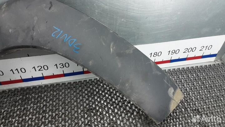 Молдинг переднего левого крыла Nissan Patrol