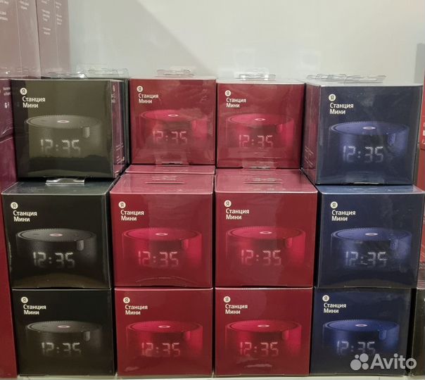 Умная колонка Яндекс Станция Мини с Часами