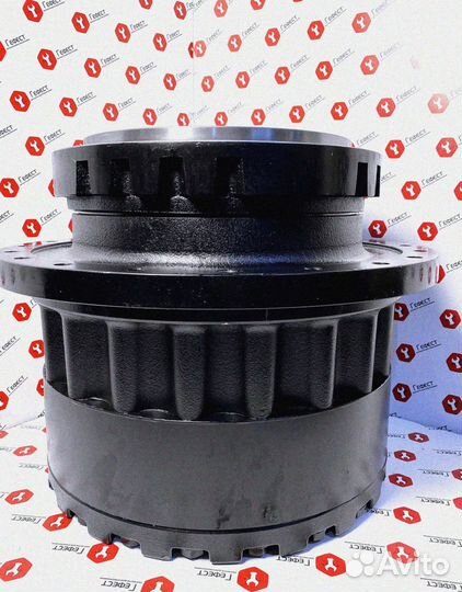 Редуктор хода Komatsu 207-27-00440