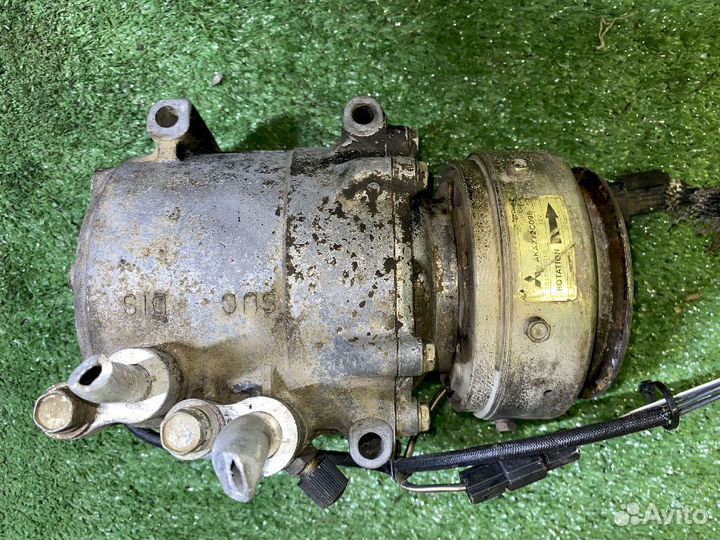 Компрессор кондиционера 4G63 Mitsubishi Galant E52