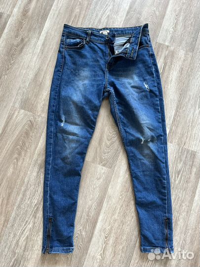 Джинсы ostin
