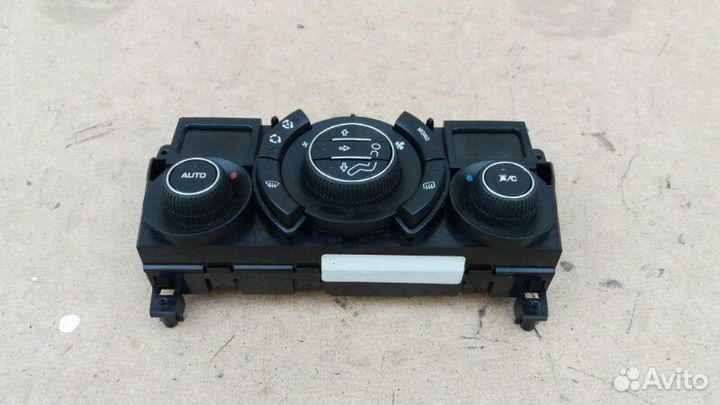 Блок управления климатом Peugeot 3008 I 2010-2016г