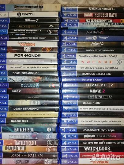 Sony PS4 1 тб + топ. 65 игр