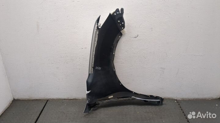 Крыло Nissan Rogue, 2017