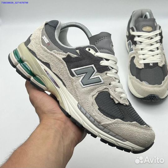New Balance 2002R