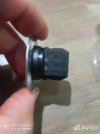 Ключ и кнопка запуска Mercedes