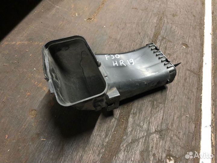 Воздуховод BMW F30