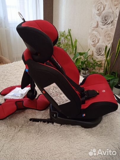 Новое поворотное автокресло Babyton 0-36кг isofix