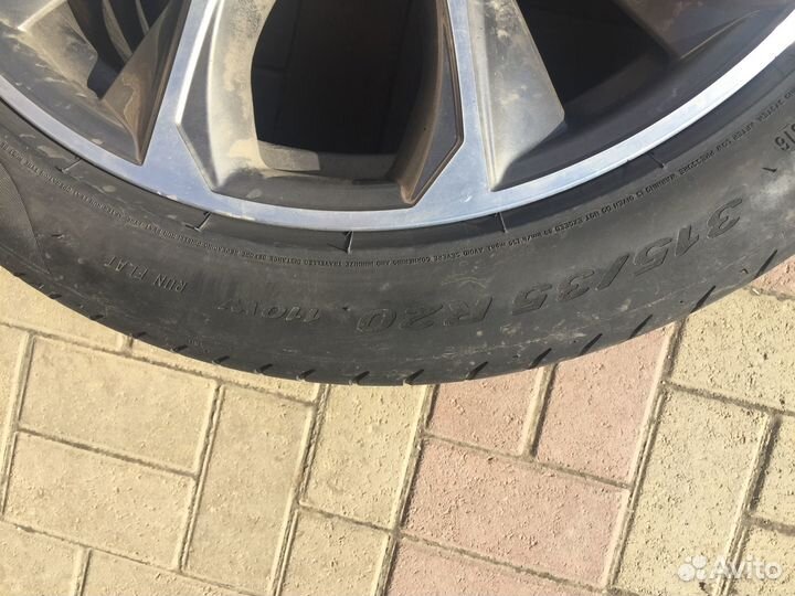 Pirelli P Zero 315/35 R20 и 275/40 R20 110W