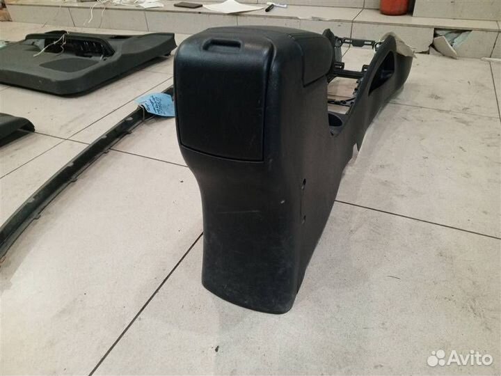 Подлокотник Kia Rio 2011-2016