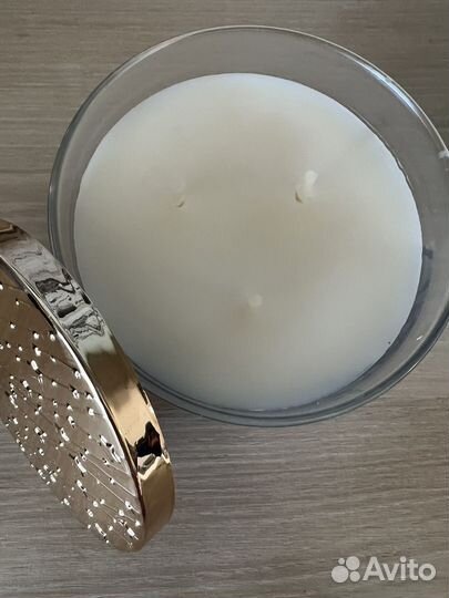 Свечи с тремя фитиями Bath&Body works