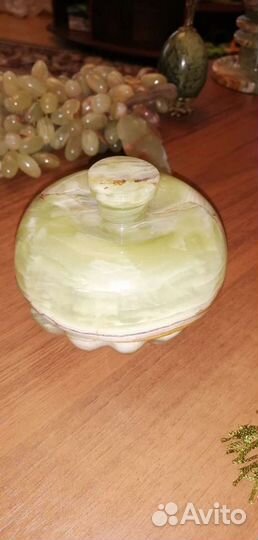 Пепельница из оникса