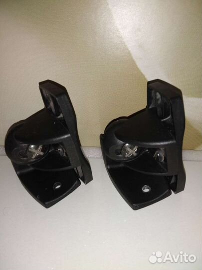 Крепление для колонок Vogel's