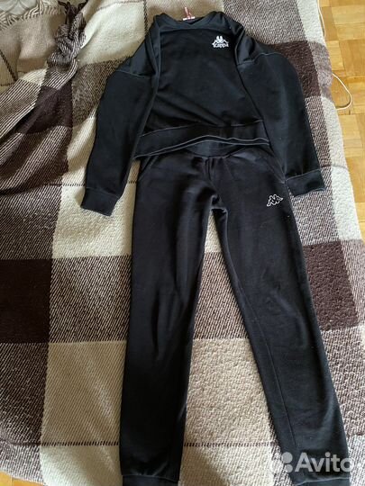 Спортивный костюм женский