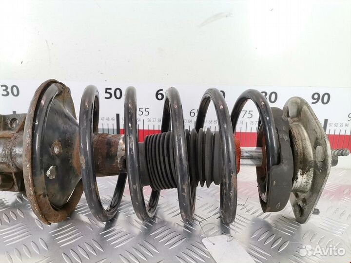 Стойка передняя левая Volvo S60 2001