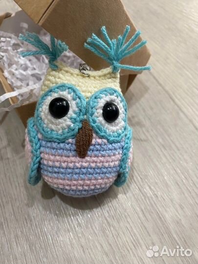 Вязанные брелочки мультяшки