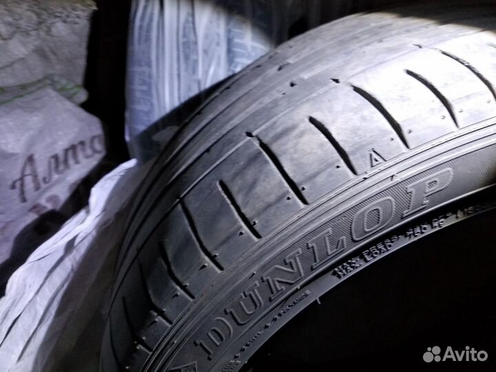 Dunlop SP Sport Maxx 225/55 R17