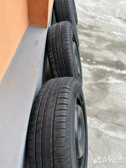Pirelli Cinturato P1 185/65 R15 92E