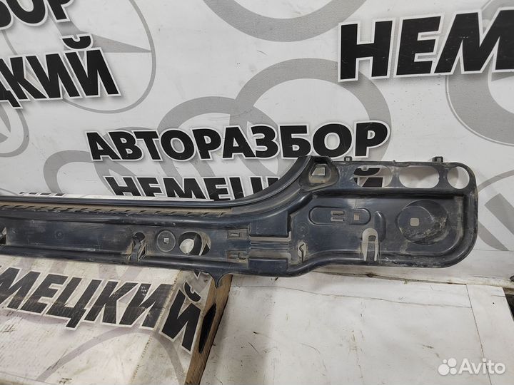 Крепление заднего бампера BMW E60