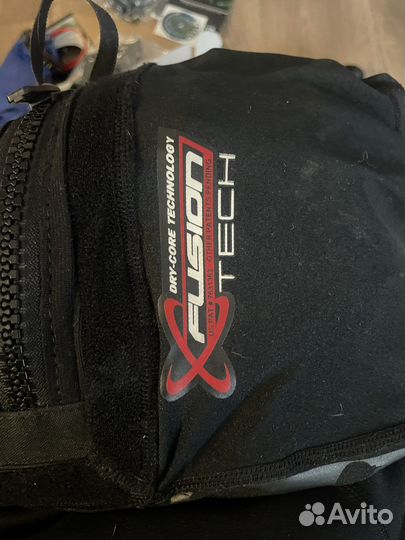 Сухой гидрокостюм Aqualung (whites) Fusion Tech