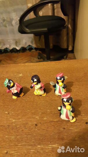 Гномы,крокодилы,пингвины,акулы киндер - 90х