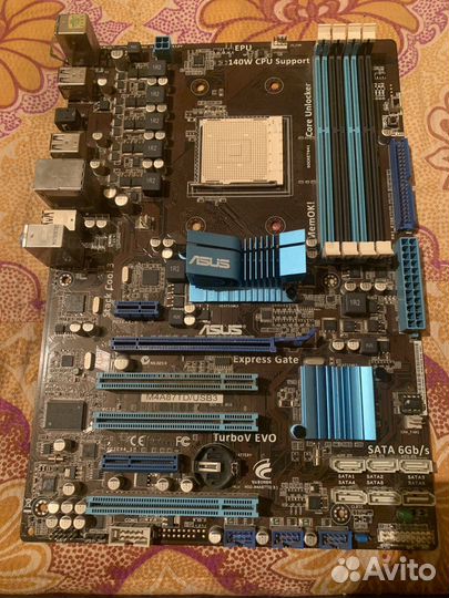 Материнская плата asus