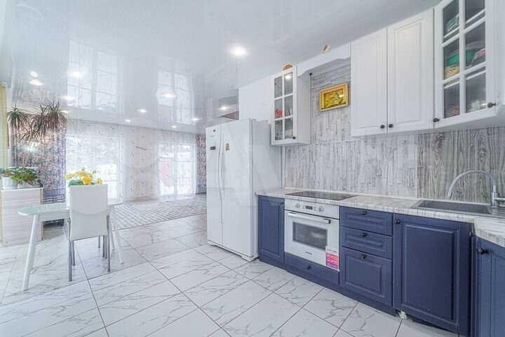 Коттедж 102 м² на участке 8 сот.